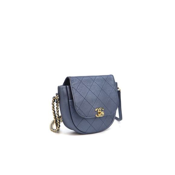 CHANEL Blue Metallic and Leather Messenger Crossbody Bag C-A23792 - Picture 2 of 9
